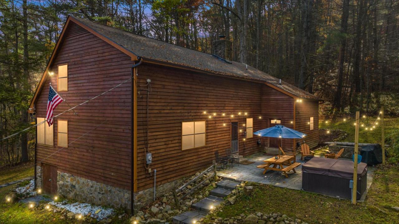 Sleepy Hollow 5Br Cabin - National Park 7 Min, Hot Tub, Fire Pit, Sleeps 12 Luray Bagian luar foto